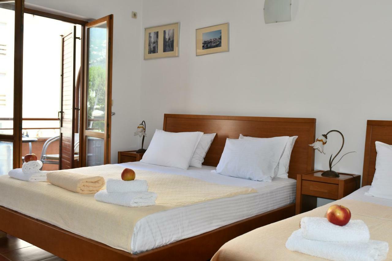 So Rooms City Centre Budva Exterior foto